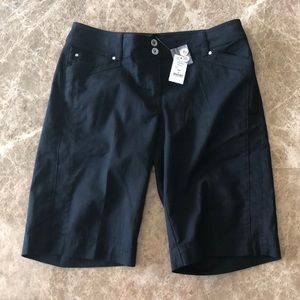 NWT White House Black Market Bermuda Short